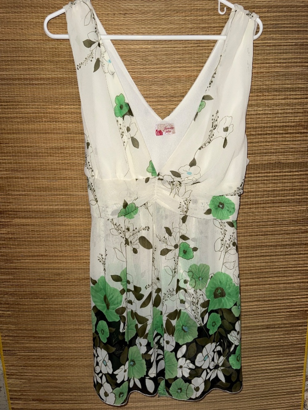 Pretty Spring White & Green Flowy Sleeveless Janette Plus Top